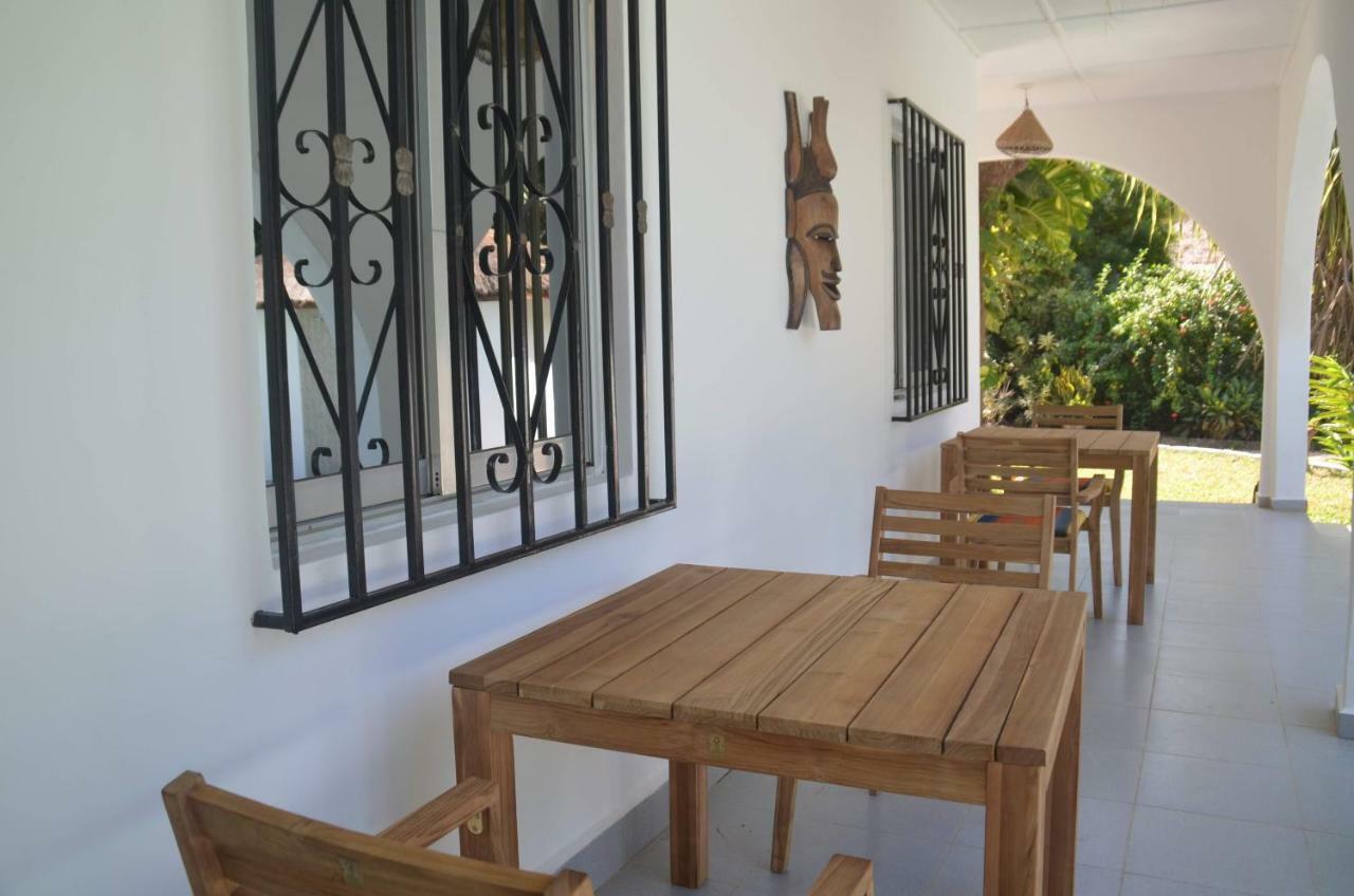 Vokundahouse Villa Kololi Exteriör bild